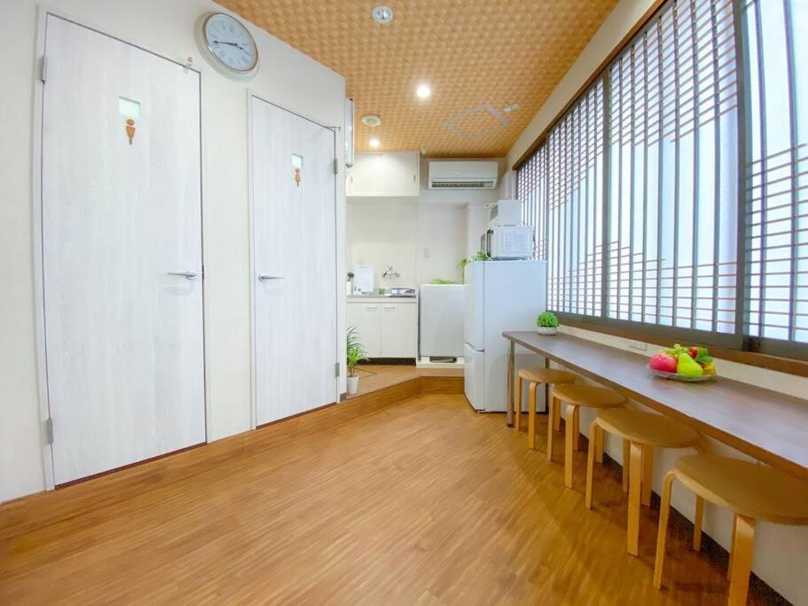 3F Guest House Netomari 西九条駅から徒歩2分 Osaka Exterior photo
